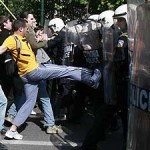 greece_riot_police