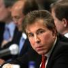 Wynn dying to go to Singapore; Improved mobile service for Asia; More flights for Macau