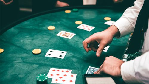 Seven ways any poker beginner can get better at post-flop play ...