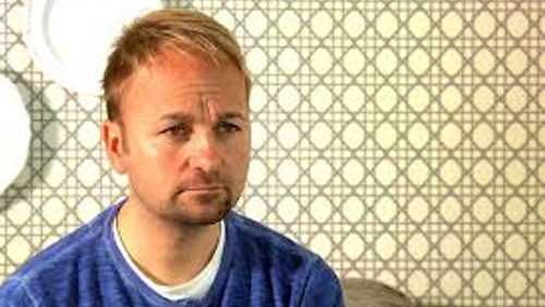 Daniel Negreanu challenged to cage fight