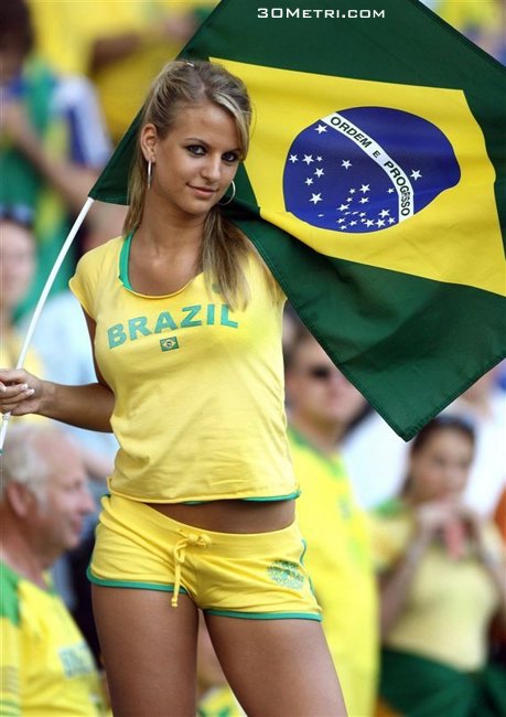 Brazil female fan