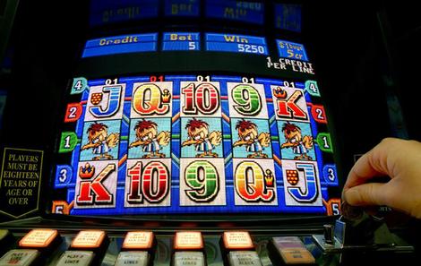 Pokies bill gets independent support