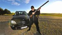 Megaupload.com’s eccentric founder Kim Dotcom released on bail