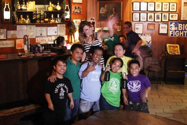 Tatjana Pasalic visits the Hobbit House in Manila