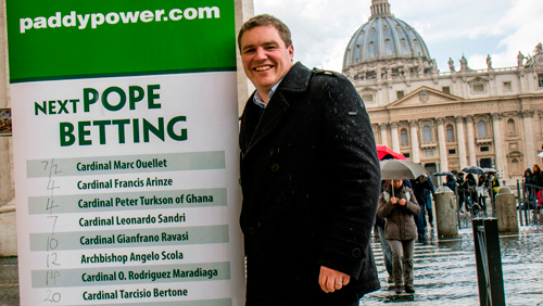 paddy-power-go-papal-potty