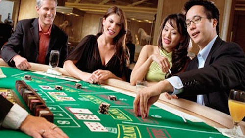 Baccarat still the king in Macau casinos