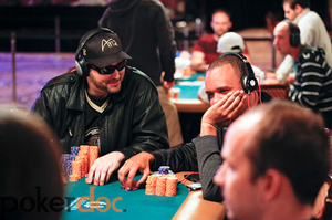 WSOP Main Event Recap Day 2C: Mark Kroon Trying to go Wire-to-Wire; Hellmuth and Ivey Advance