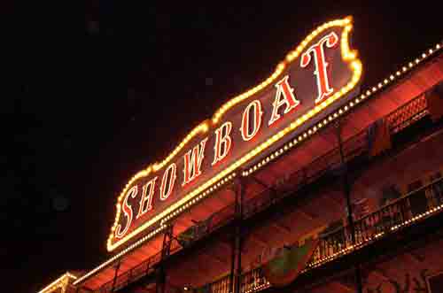 New Jersey fines Showboat casino for unshuffled cards fiasco