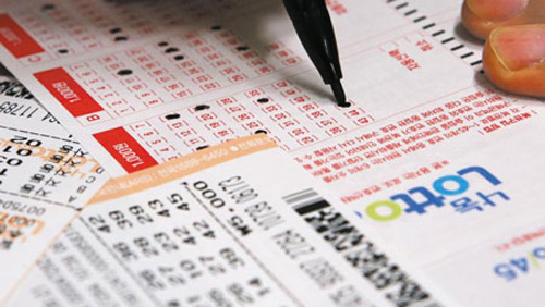 Gov’t punts on online expansion to boost Korea’s lottery sales