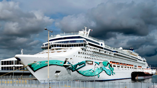 Genting Hong Kong trims down stake in Norwegian Cruise Line