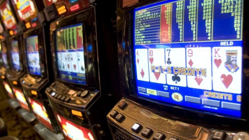 Tasmanian liberals vow to protect pokies, not monopoly