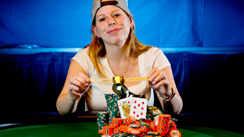 Loni Harwood wins WSOP Las Vegas high-roller tourney