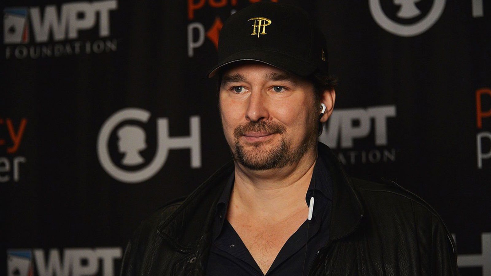 Phil Hellmuth jumps on the crypto train with BlitzPredict