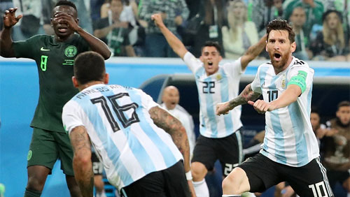 World Cup Round-Up: Argentina leaves it late but joins Croatia in last 16