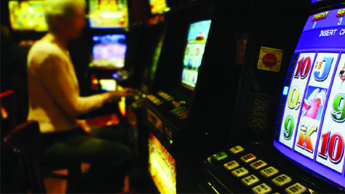 Aussie municipal councils back pokie bet curbs in Victoria