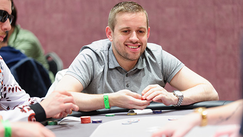 Kenny Hallaert Joins No-Limit Gaming; Matt Staples Joins Team RunItUp