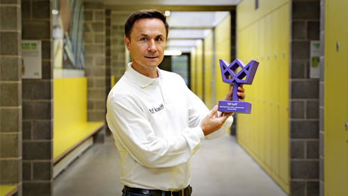 DENNIS WISE LAUNCHES THE INAUGURAL ‘SPORTSPERSON WITH A PERSONALITY AWARD’ – SPONSORED BY KWIFF