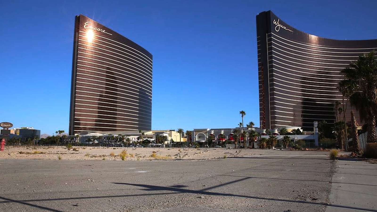 Wynn Resorts, former CEO face new lawsuit from shareholder