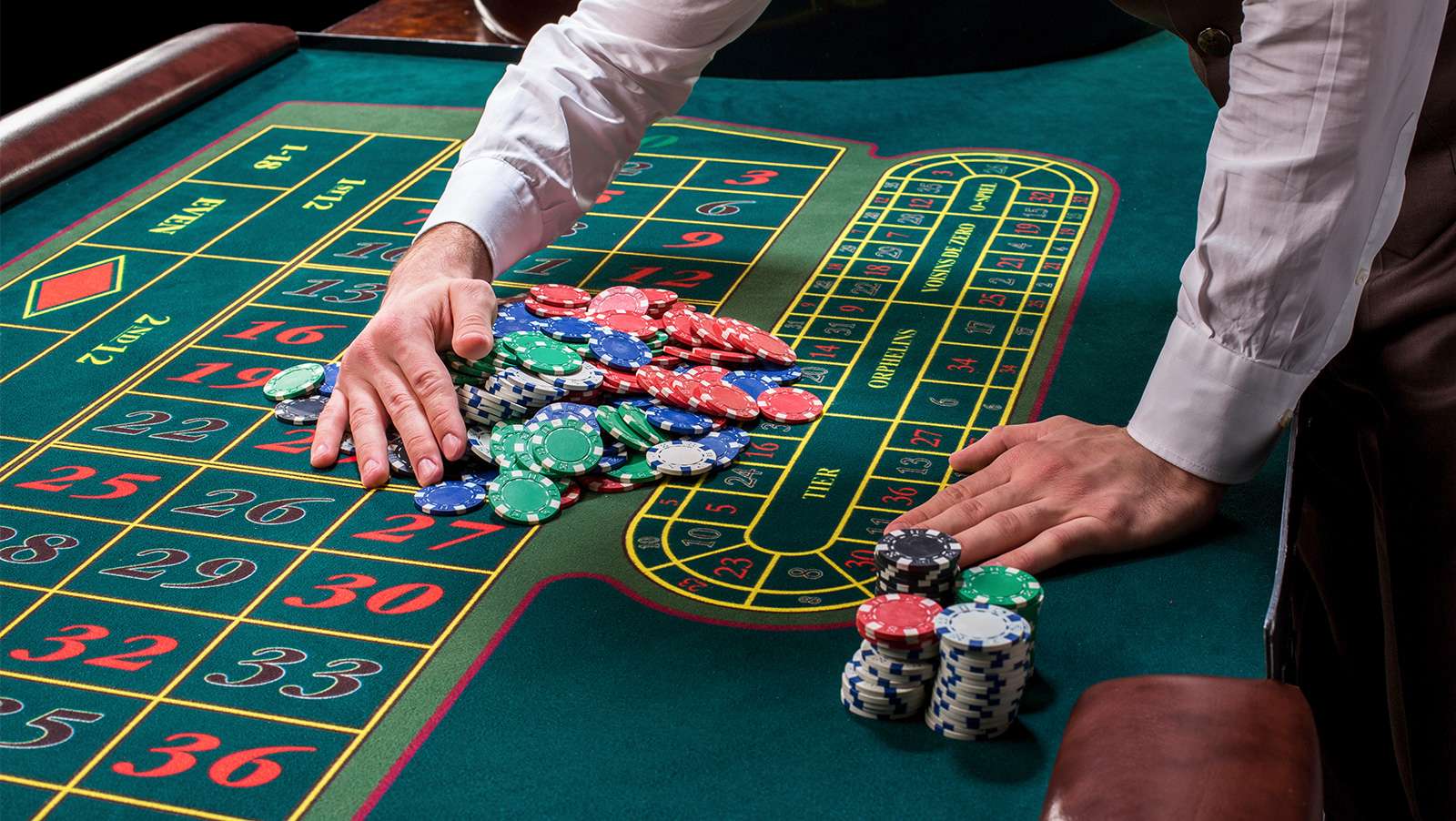 What Is A Croupier Job