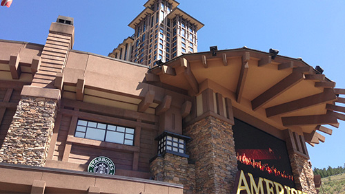 Woman wins at Ameristar casino slot machine; refused payout