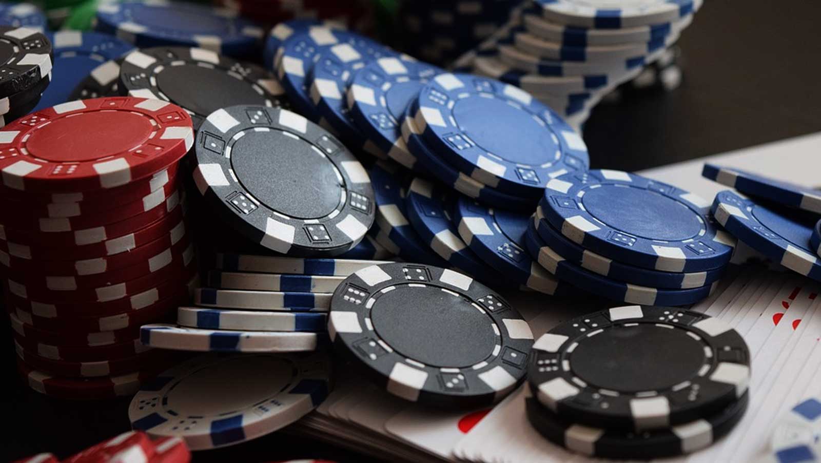 Delhi police bust illegal casino, arrests 58