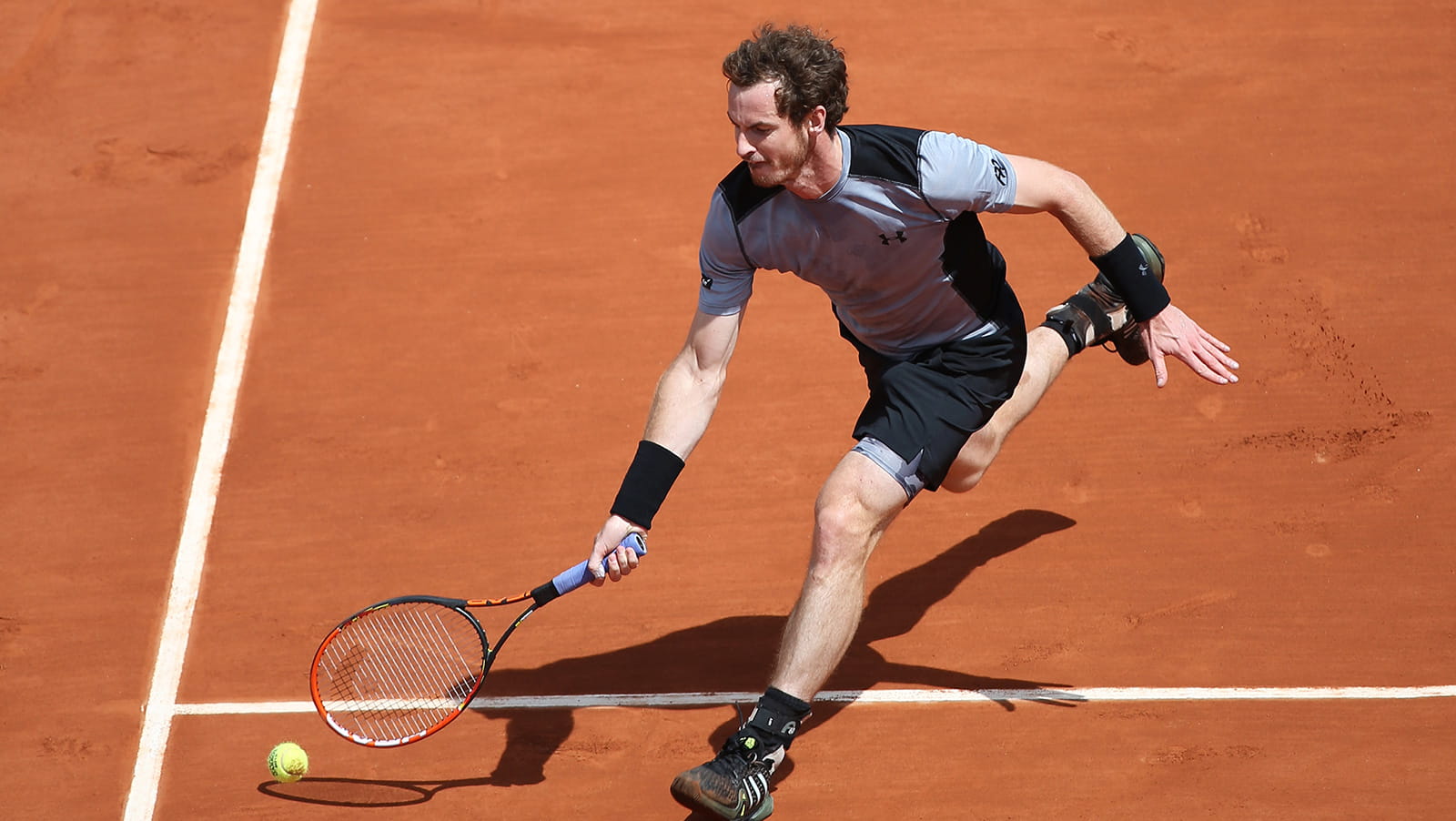 andy-murray-wins-virtual-madrid-open-donates-to-nhs-min