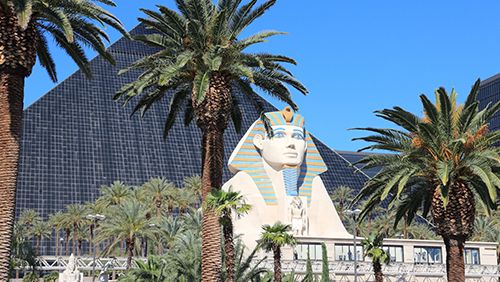 MGMs-Luxor-loses-luster-in-Vegas-may-be-erased-3