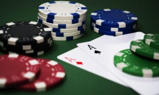 can-poker-learn-from-its-past-boom-and-bust