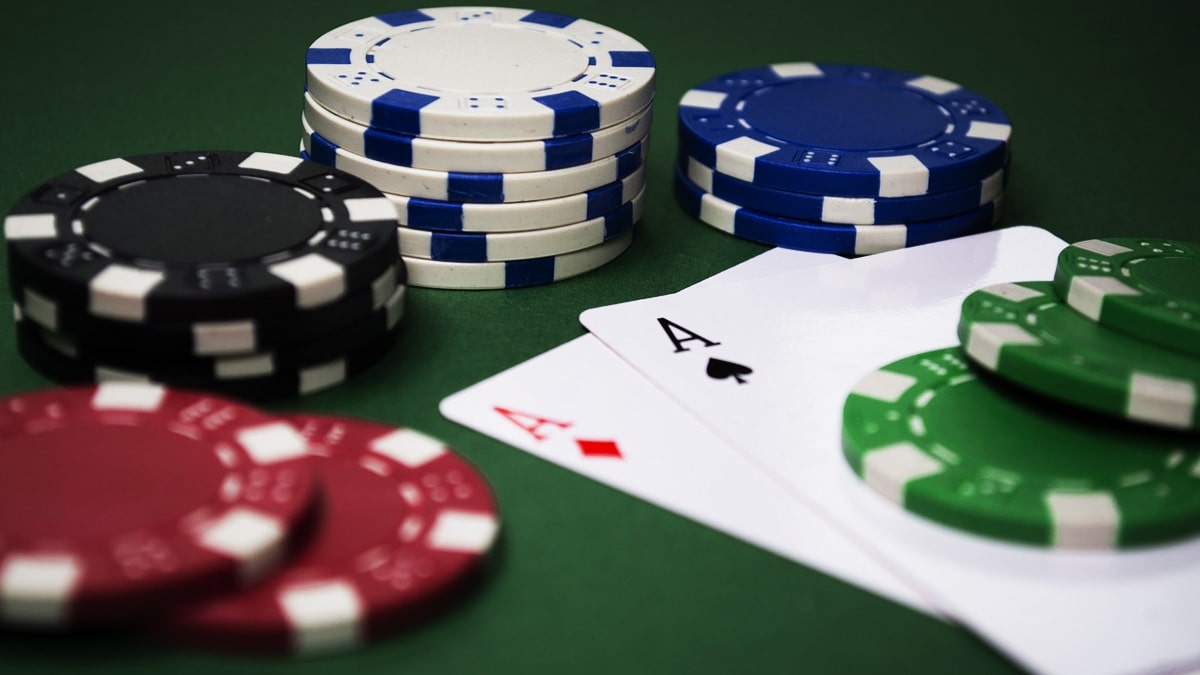 can-poker-learn-from-its-past-boom-and-bust