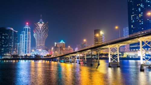 macau-could-shut-down-again-if-covid-19-cases-surge