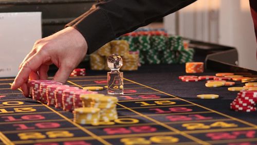 Casinos-coming-to-Ukraine-after-president-approves-gambling-bill