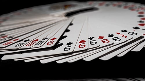 How-playing-Rummy-can-improve-your-poker-game