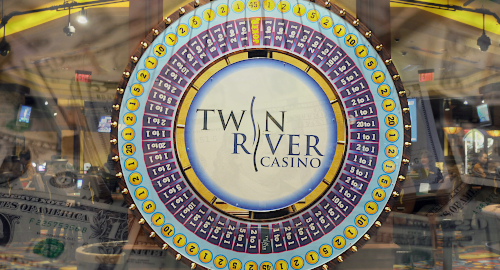 comedy twin rivers casino