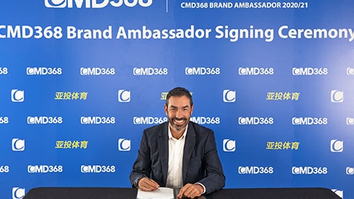 Signing ceremony of Robert Pires