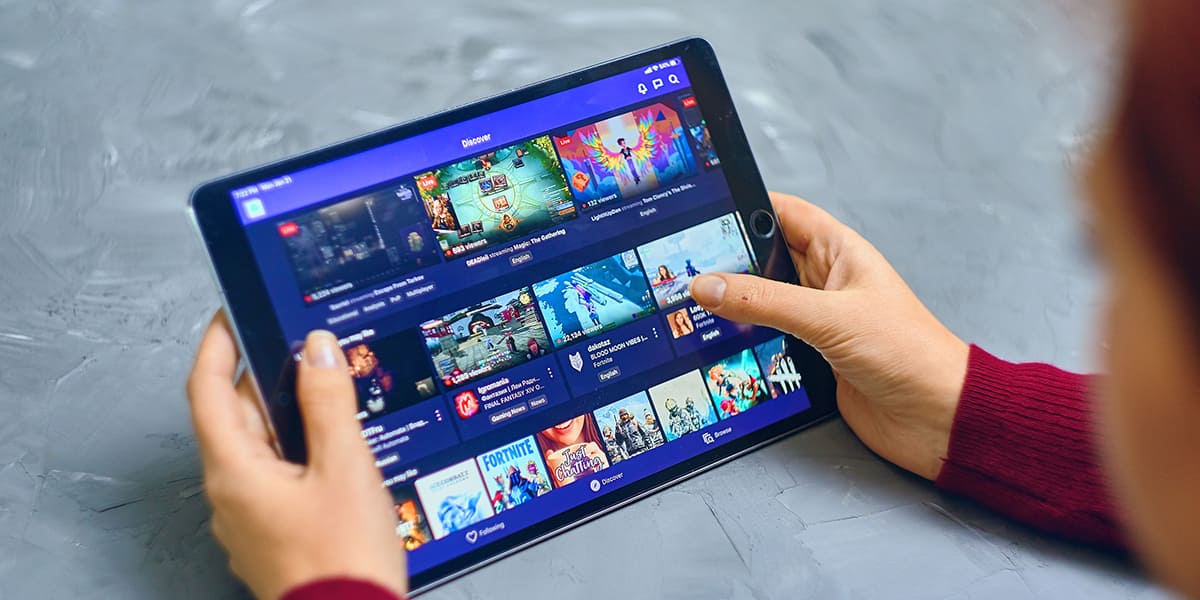 Twitch service video streaming play themes on ipad
