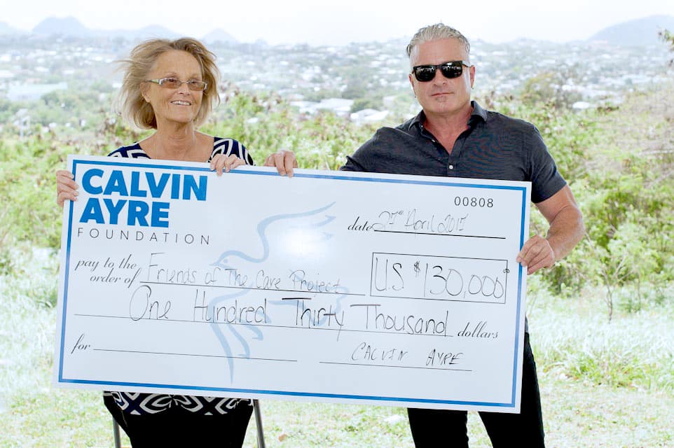 Calvin Ayre donating